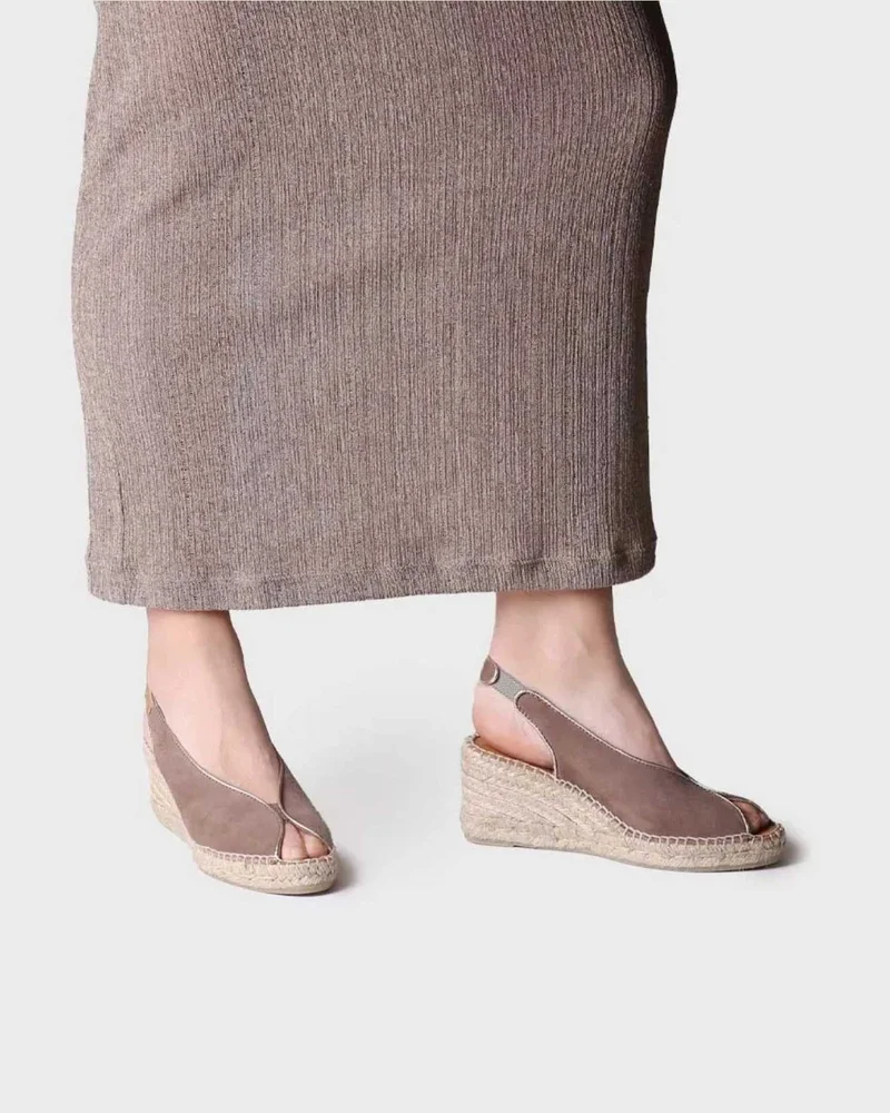 توني بونز ليزلي